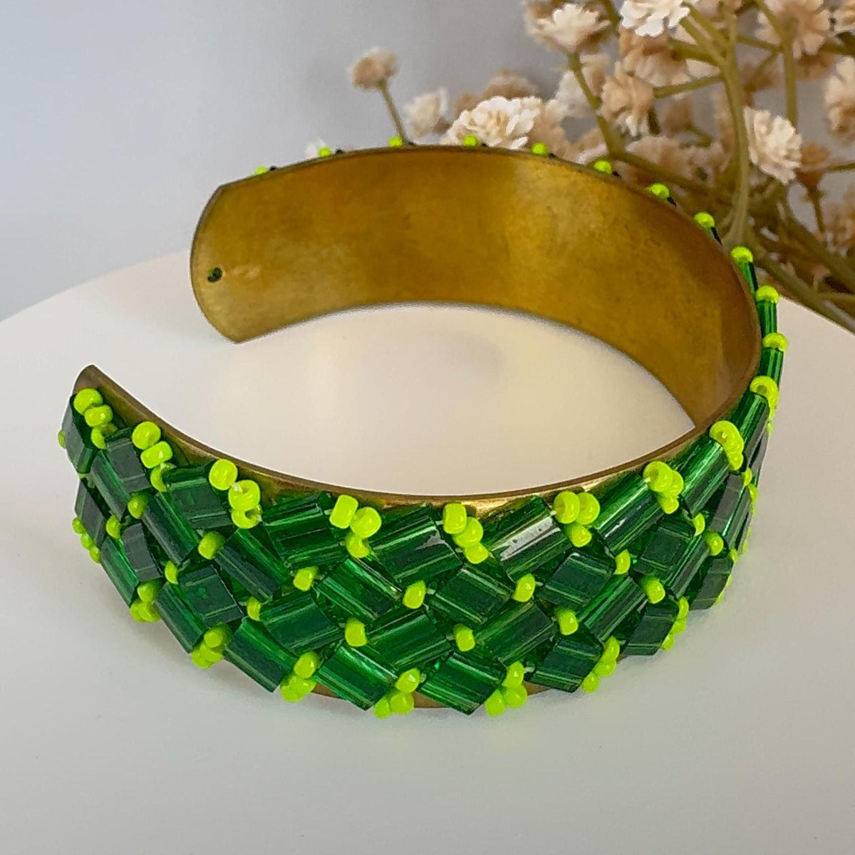 Emerald Green and Lime Glass Bead Cuff Bracelet, Adjustable Brass, 2 cm Wide