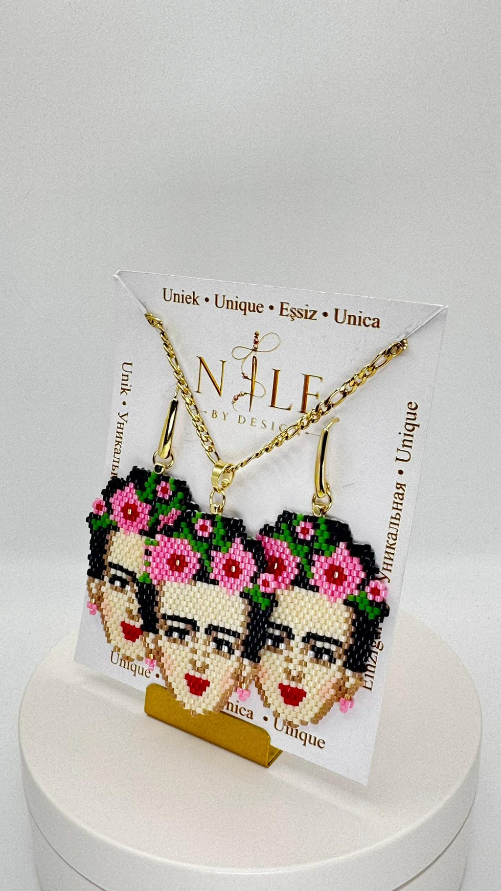 Frida Kahlo Inspired Beaded Jewelry Set, Portrait Necklace and Earrings, Pink Flower Design